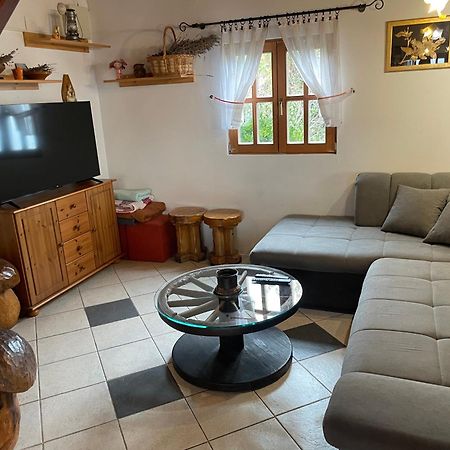 Kuca Za Odmor Zeleni Breg Villa Krapina Exteriör bild